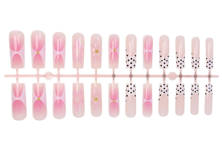 Artificial nail set with elegant flower and polka dot patterns Kalsten