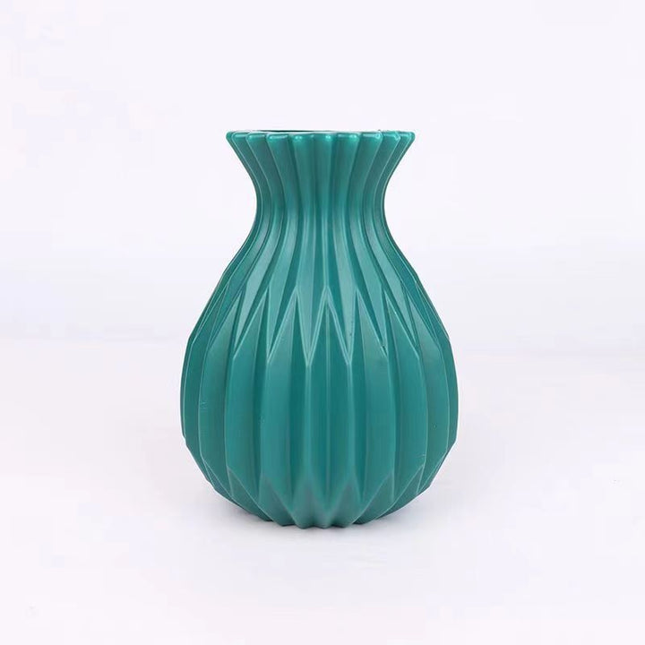 Modern Textured Decorative Vase Kalsten