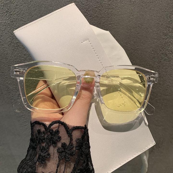 Ladies stylish sunglasses with striking frame Kalsten