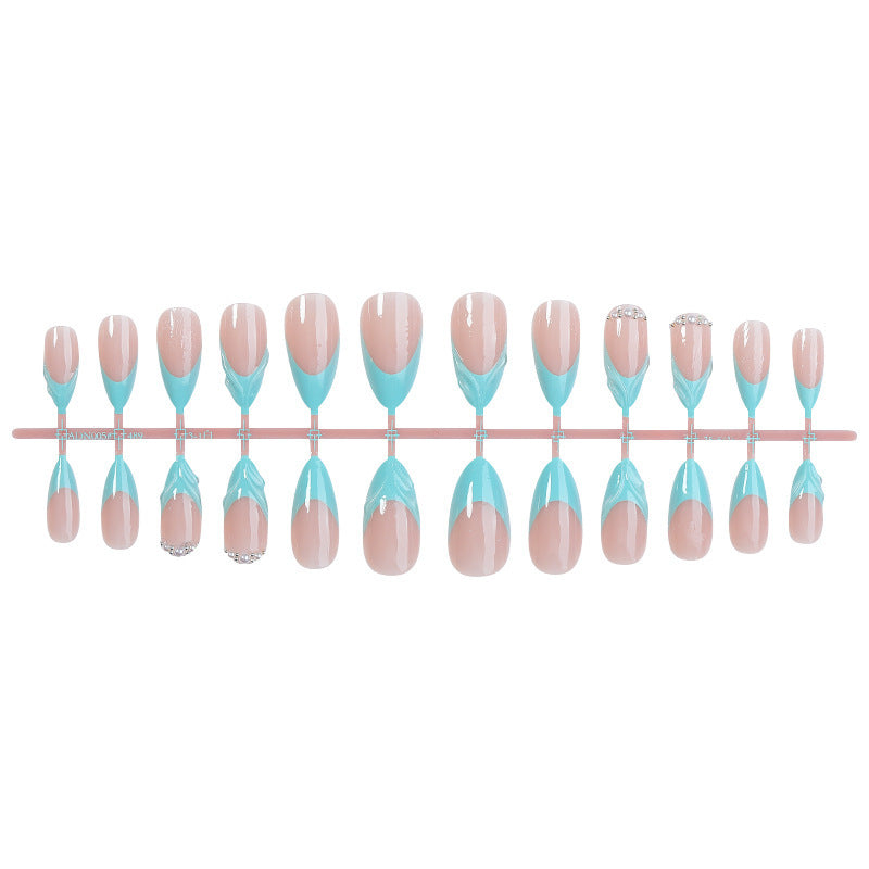 Nail art set with elegant French tips Kalsten