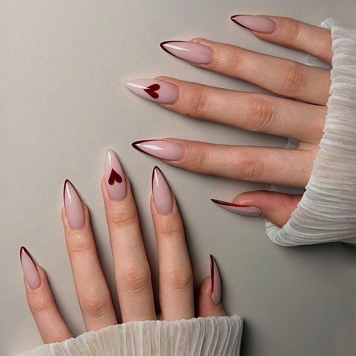 Artificial nail set with romantic hearts and elegant tips Kalsten