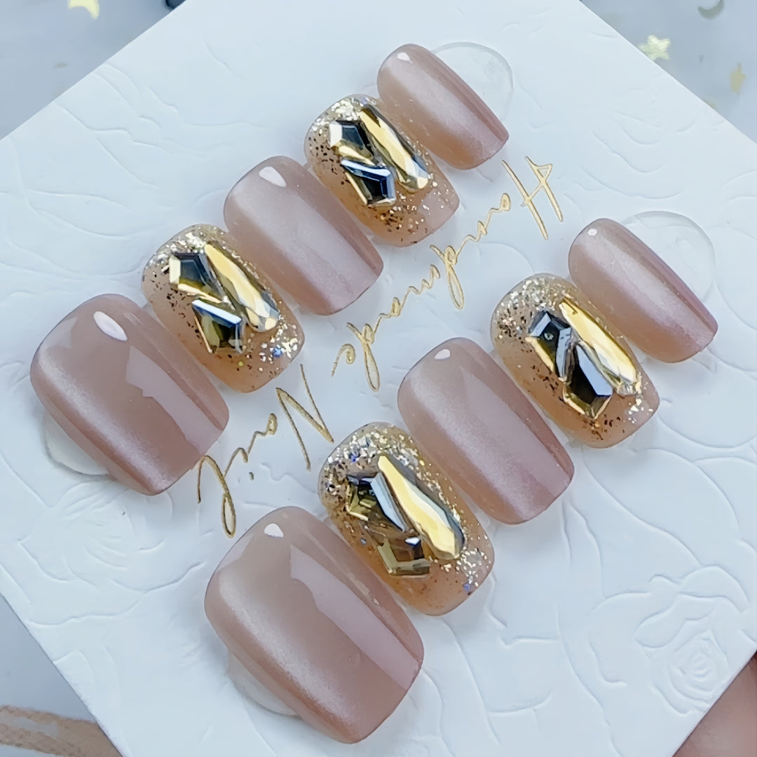 Handmade Decorative Nail Set Kalsten