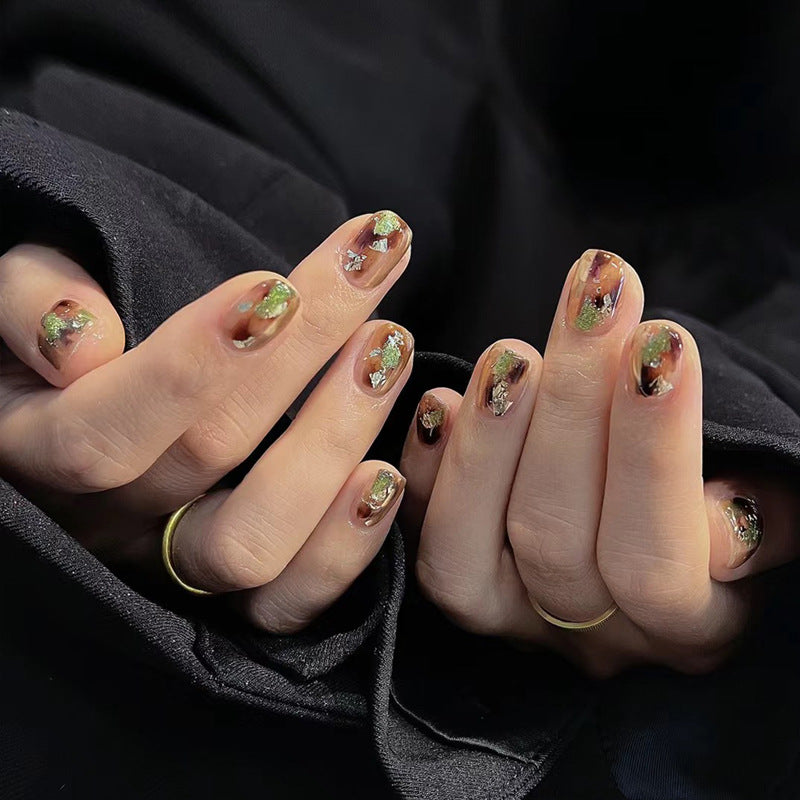 Artistic Press-On Nail Design Kalsten