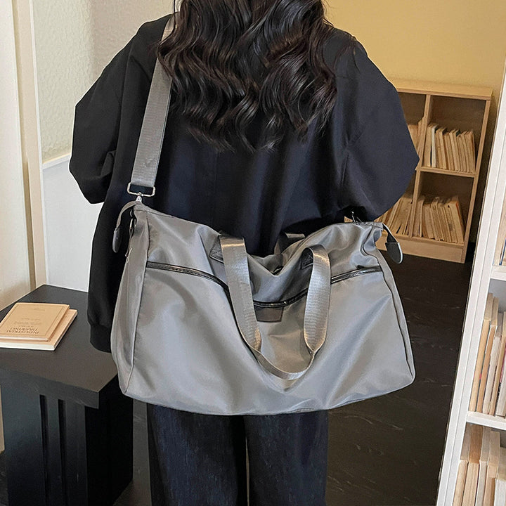 Versatile Lightweight Gym Duffle Bag Kalsten