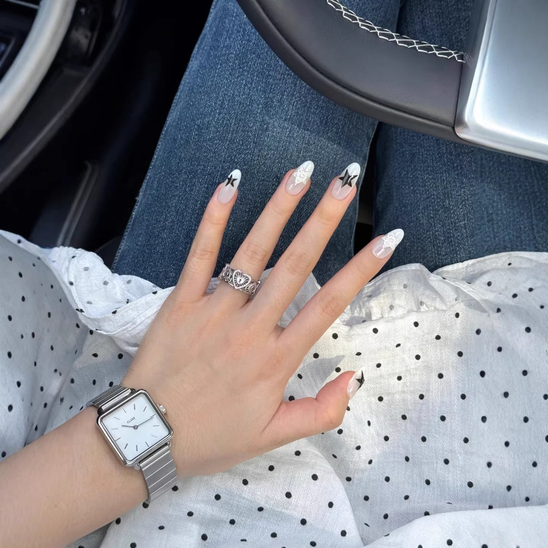 Artistic Press-On Nail Art Set with Star and Floral Design