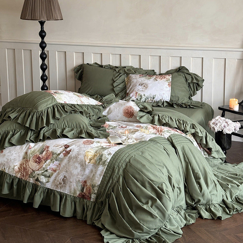 Luxurious bedding set made of cotton satin with ruffles and vintage rose pattern