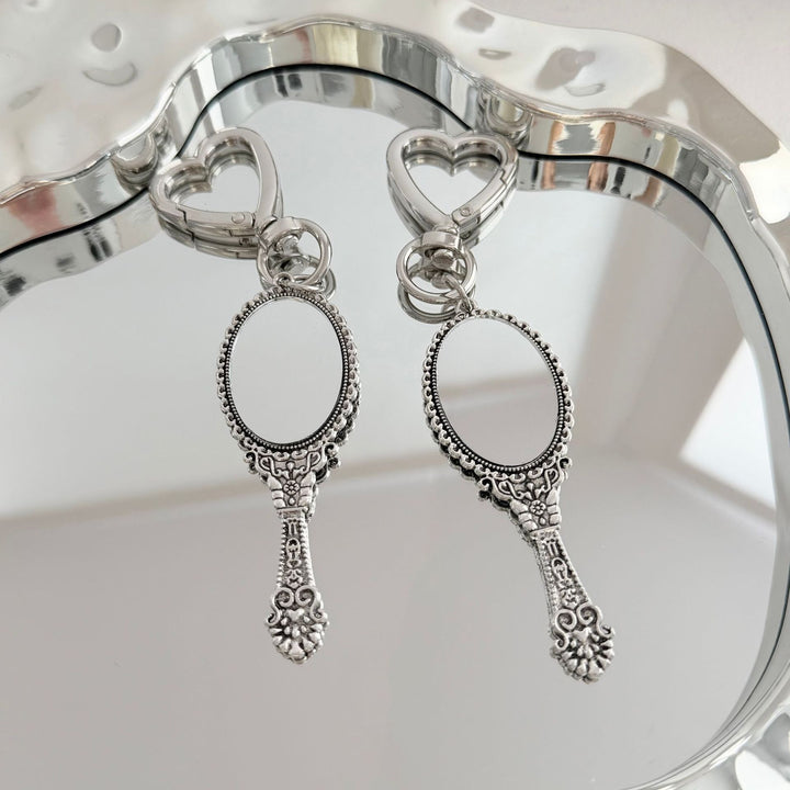 Vintage-Style Compact Mirror Keychain Kalsten