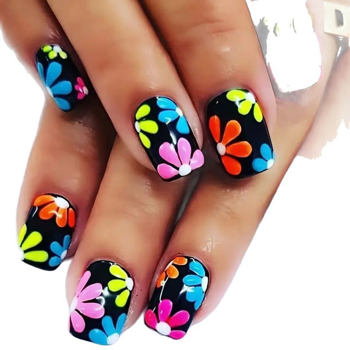 Floral Themed Acrylic Nail Art Kalsten