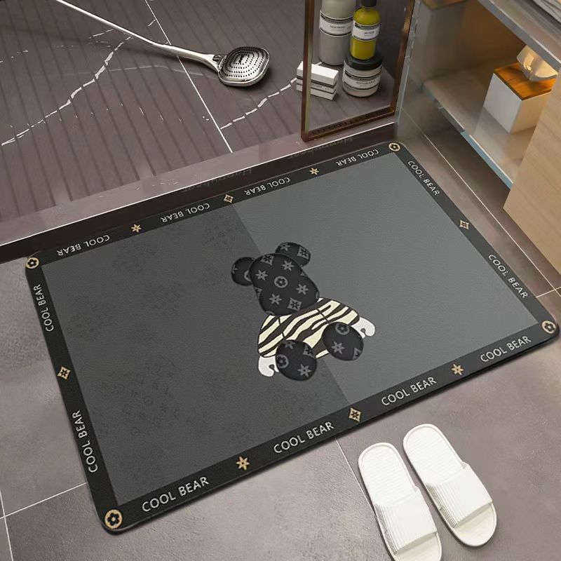 Playful Bear-Themed Bathroom Mat Kalsten