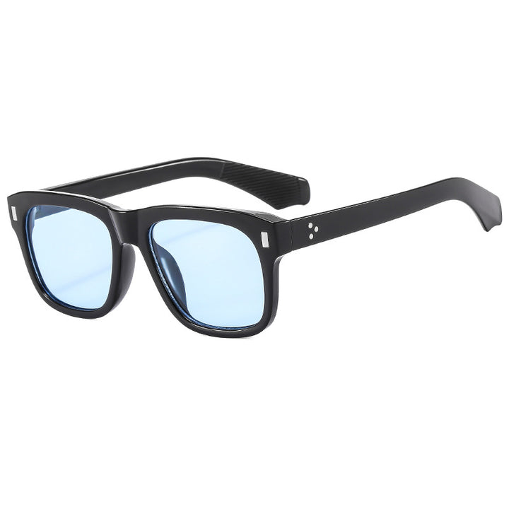 Women's fashionable sunglasses in stylish and contemporary design Kalsten