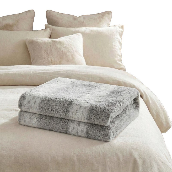 Home Decorative Plush Throw