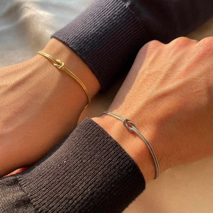 Elegant Dual-Strand Knot Bracelet Kalsten