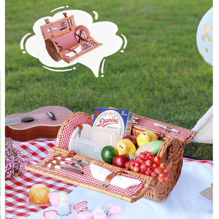 Women’s basket for romantic picnic outings with high-quality crockery Kalsten