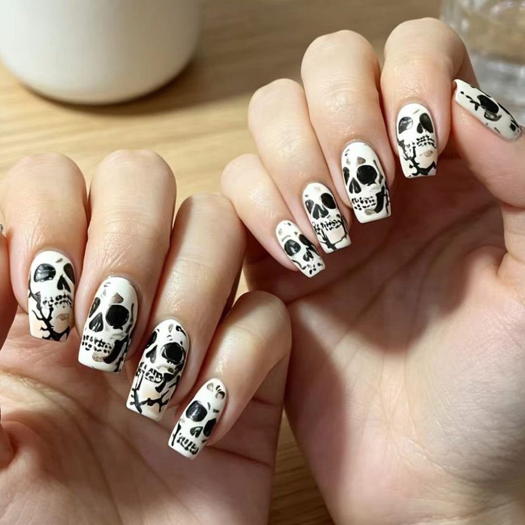 Artistic Skull-Themed Nail Art Kalsten
