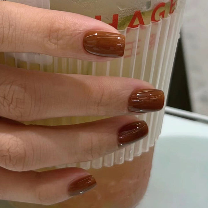 Elegant Nail Care with High Gloss Finish Kalsten