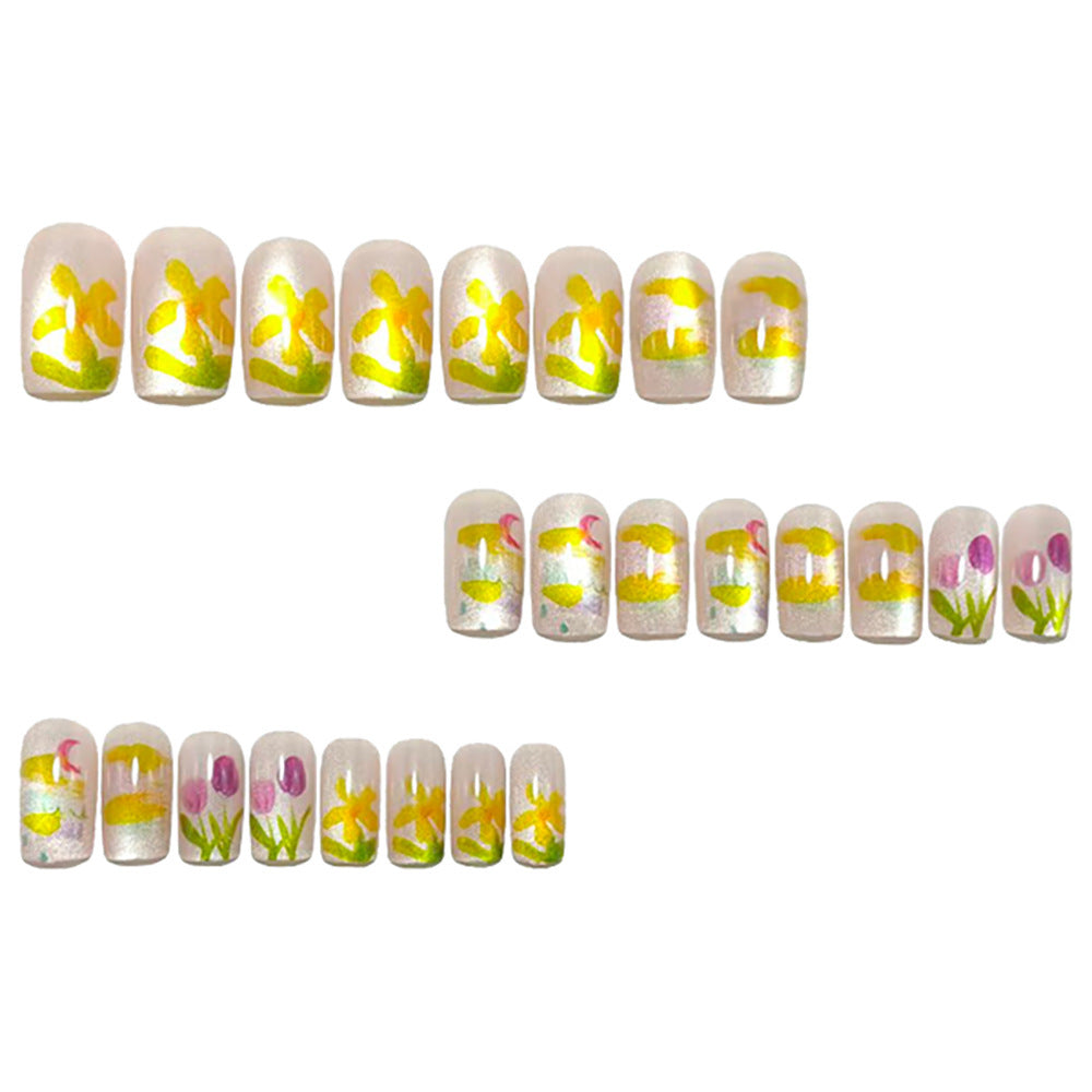 Creative Nail Art with Floral Designs Kalsten