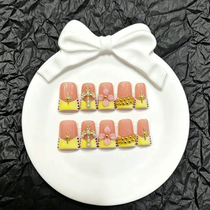 Artistic Press-On Nail Set with Decorative Floral and Gem Elements