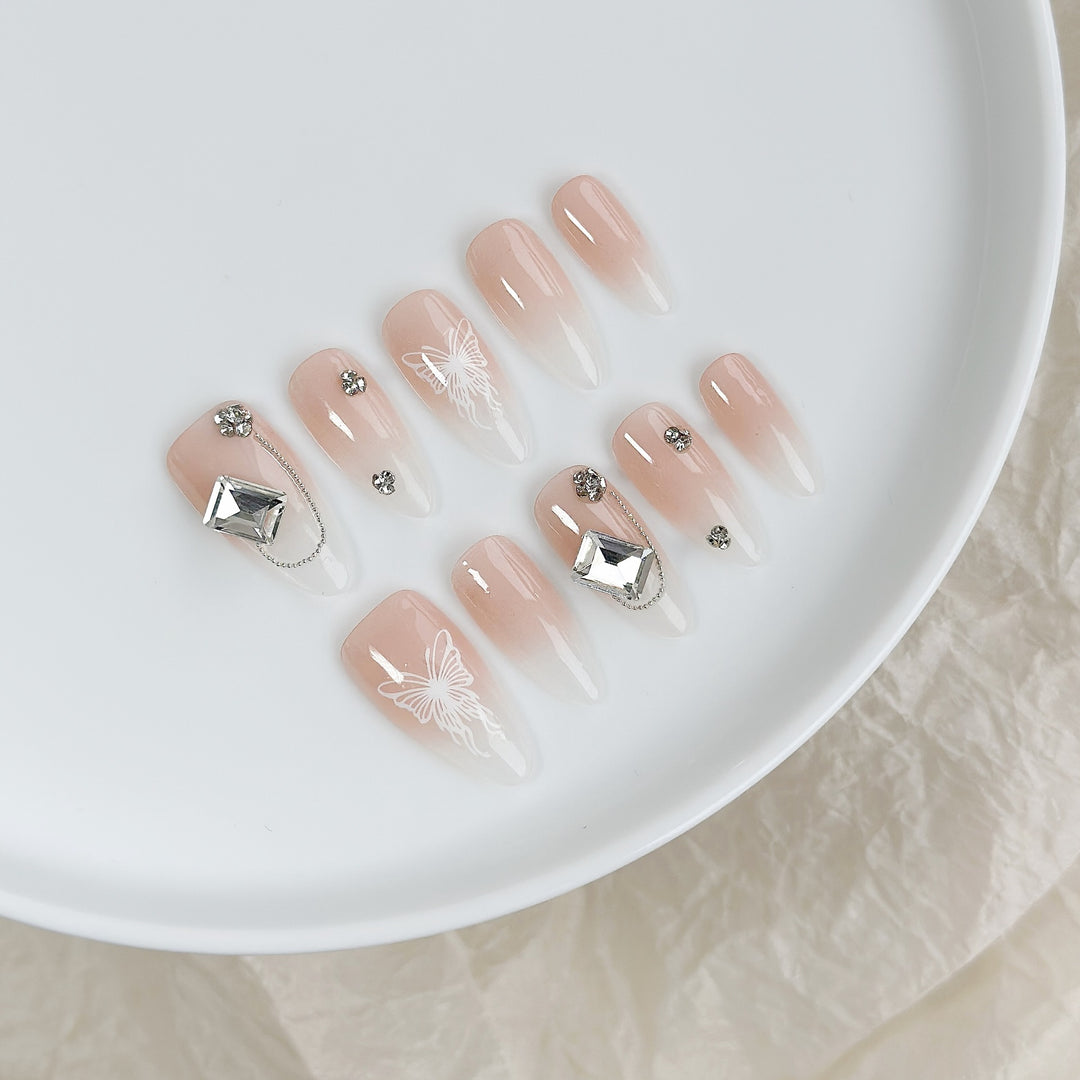 Artistic Butterfly Design Press-On Nail Set