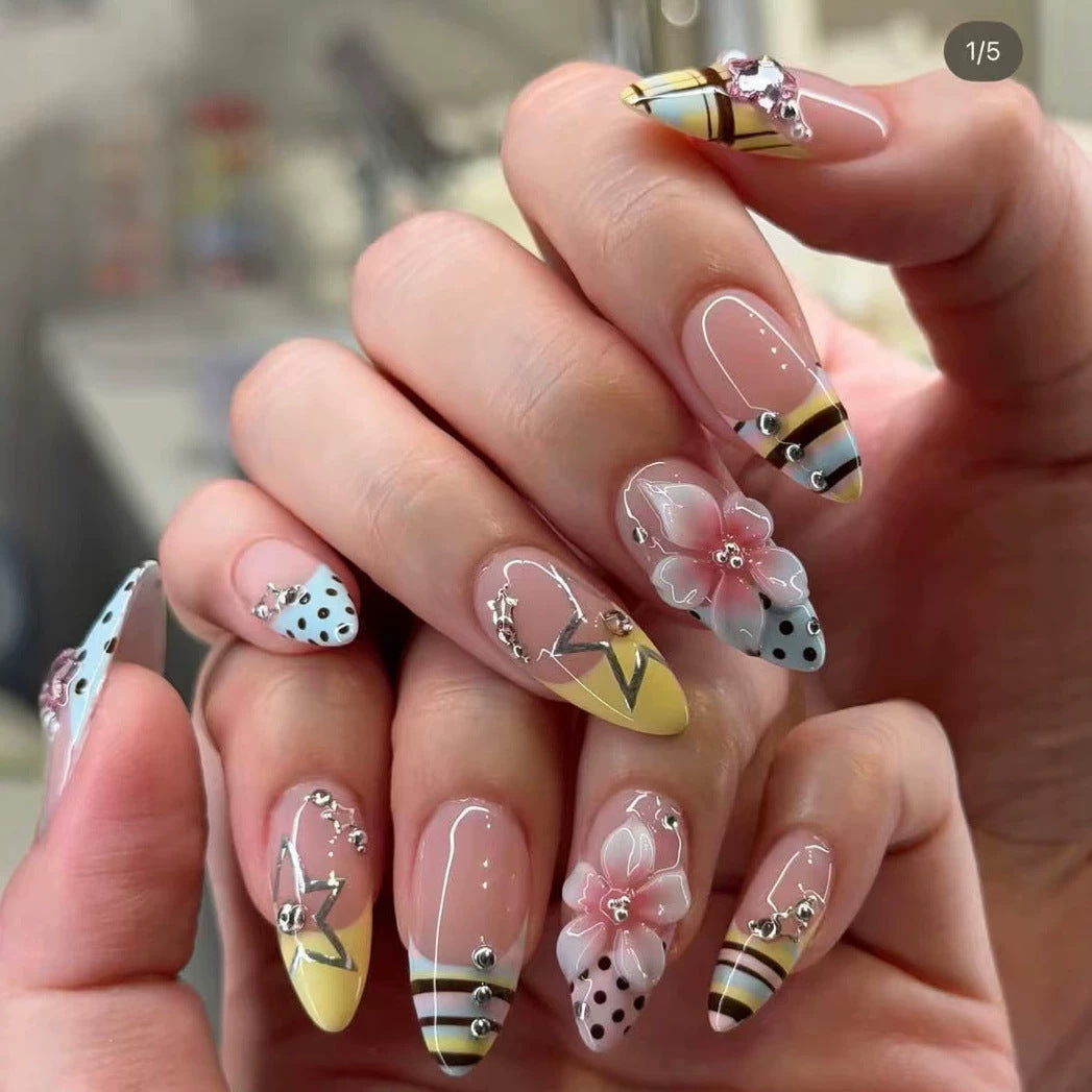 Creative nail art set with floral and geometric designs Kalsten
