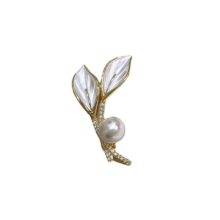 Elegant brooch with pearl and rhinestone details Kalsten