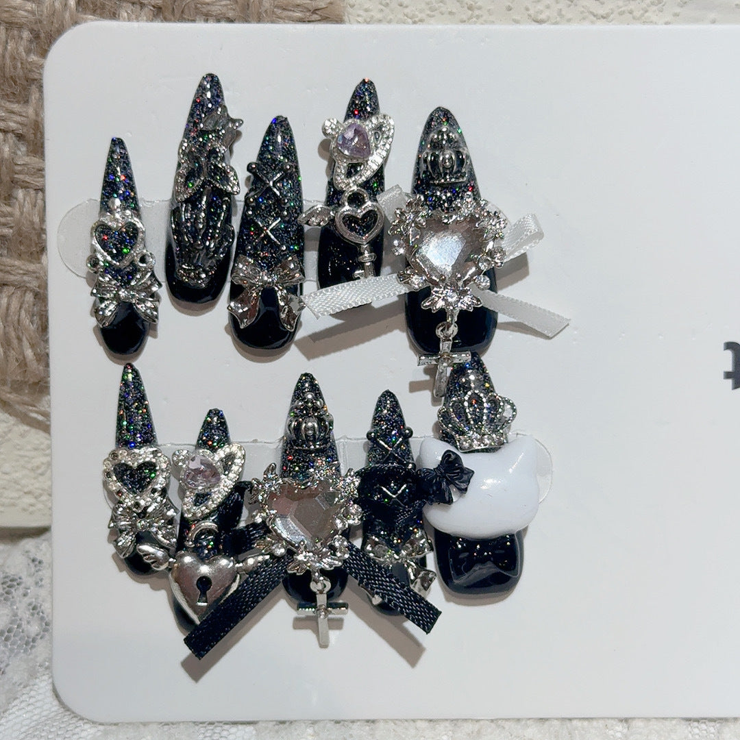 Glamorous Nail Art Extensions