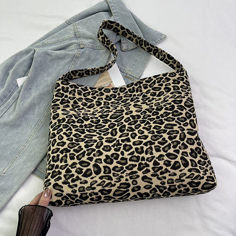 Stylish Leopard Print Shoulder Bag