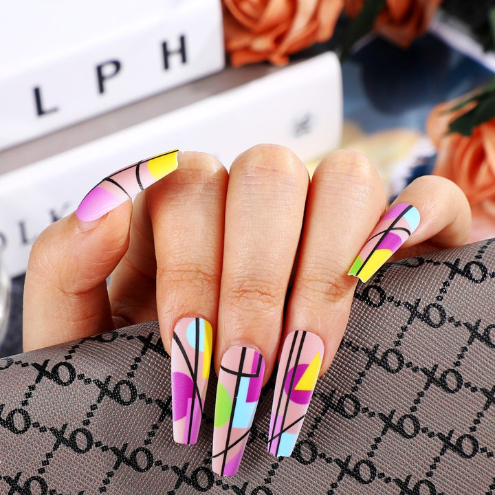 Artificial nails in modern geometric design Kalsten