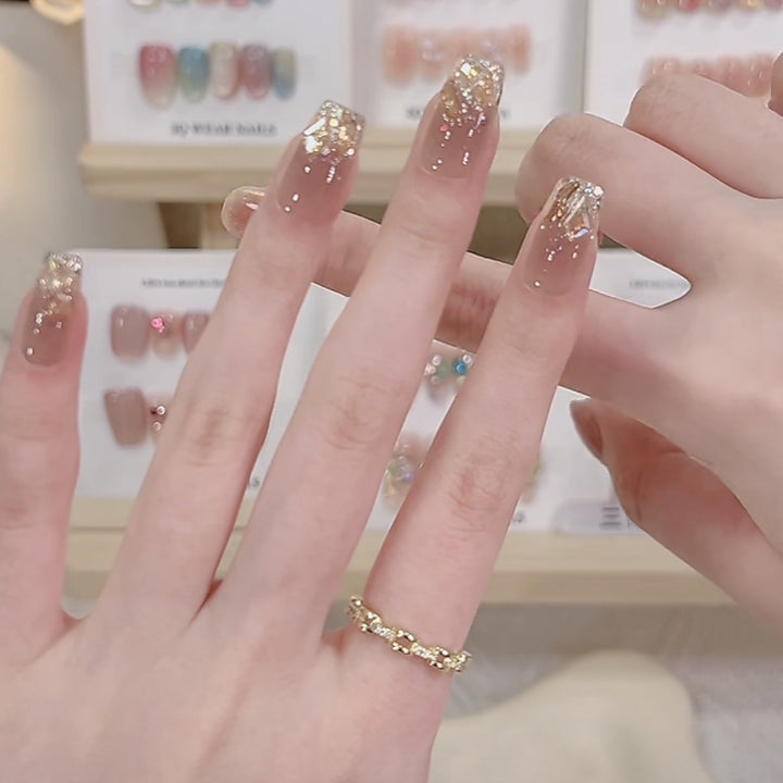 Luxurious Decorative Press-On Nail Set Kalsten
