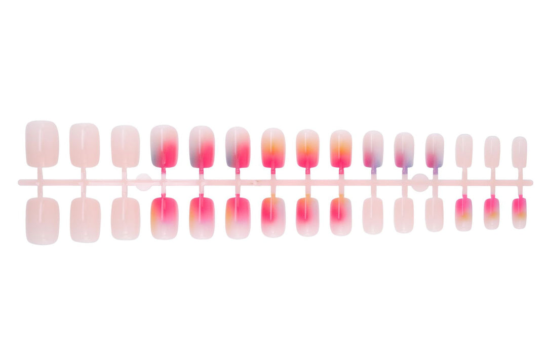 Artificial nail set with elegant gradient and glittering accents Kalsten