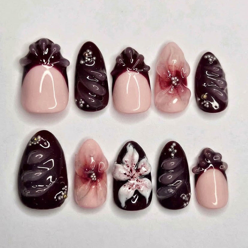 Artistic Floral Press-On Nail Set