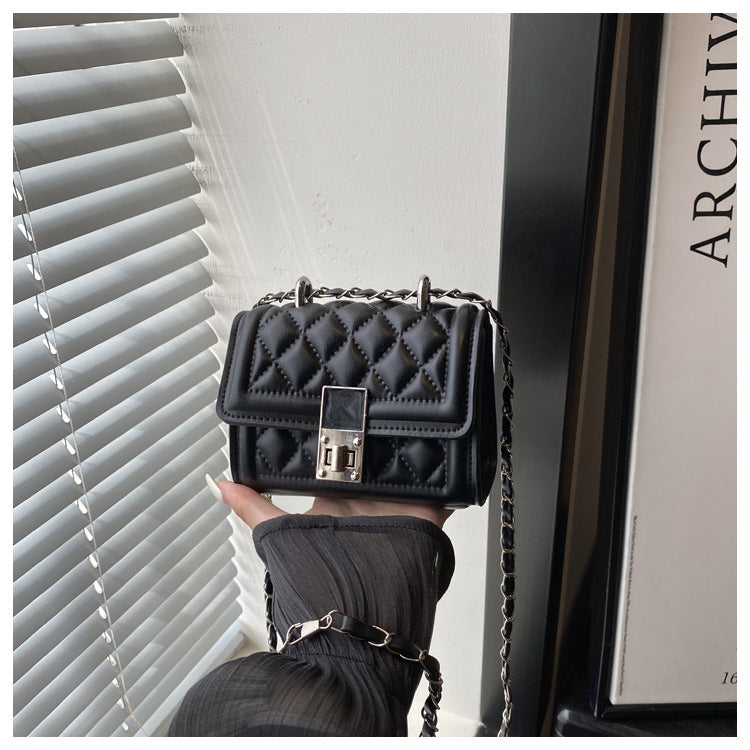 Elegant Quilted Mini Crossbody Bag