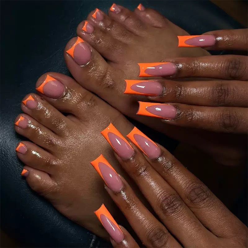 Nail set with modern design and elegant tip look Kalsten