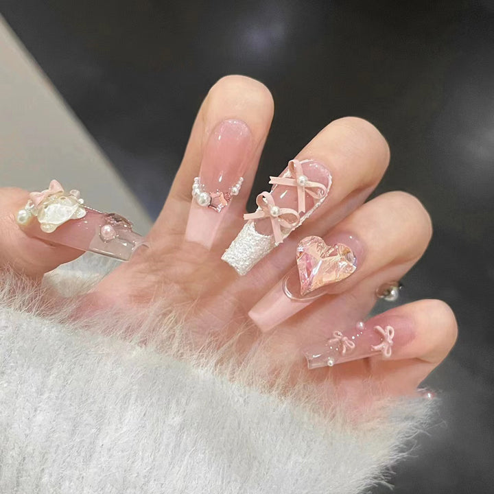Decorative Press-On Nail Set with Charming Accents Kalsten