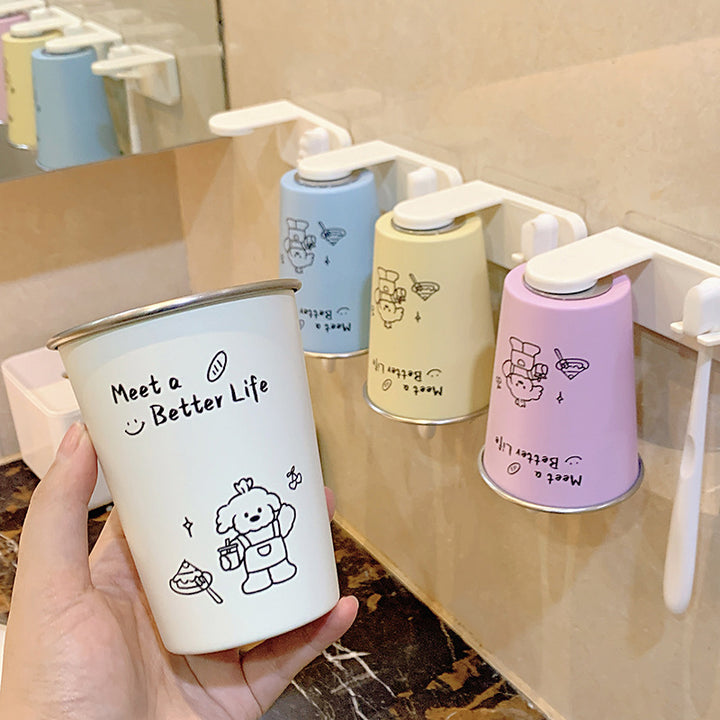 Wall-mounted toothbrush holder with playful design Kalsten