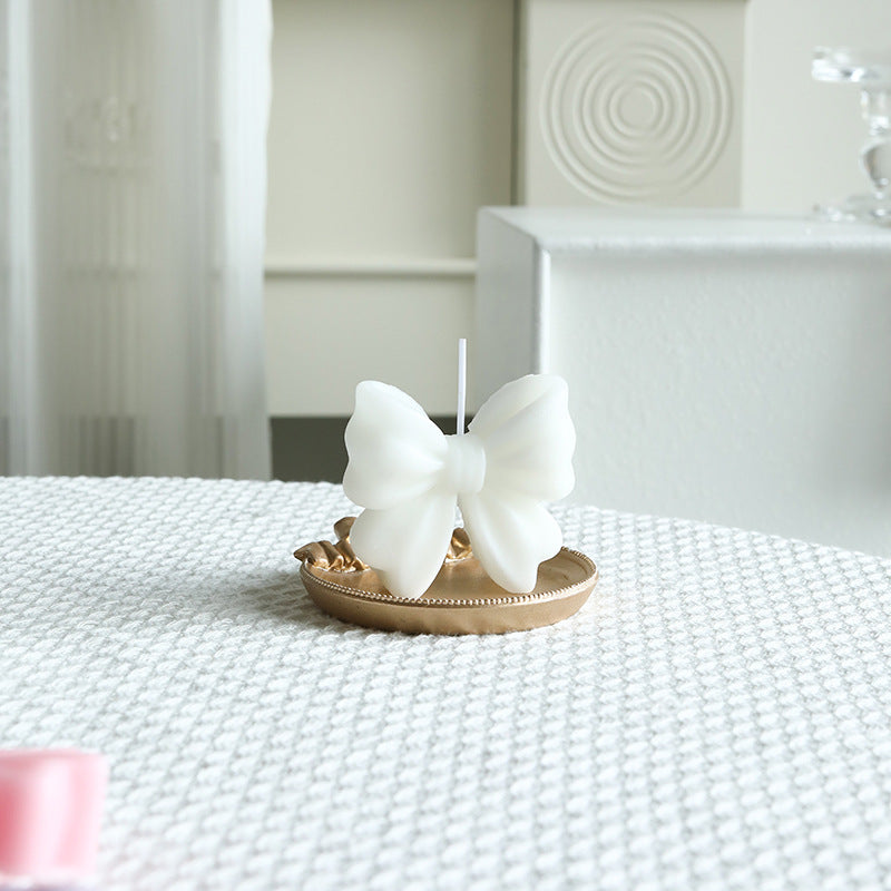 Decorative Bow-Shaped Hand-Poured Soy Wax Candle for Tabletop Centerpiece