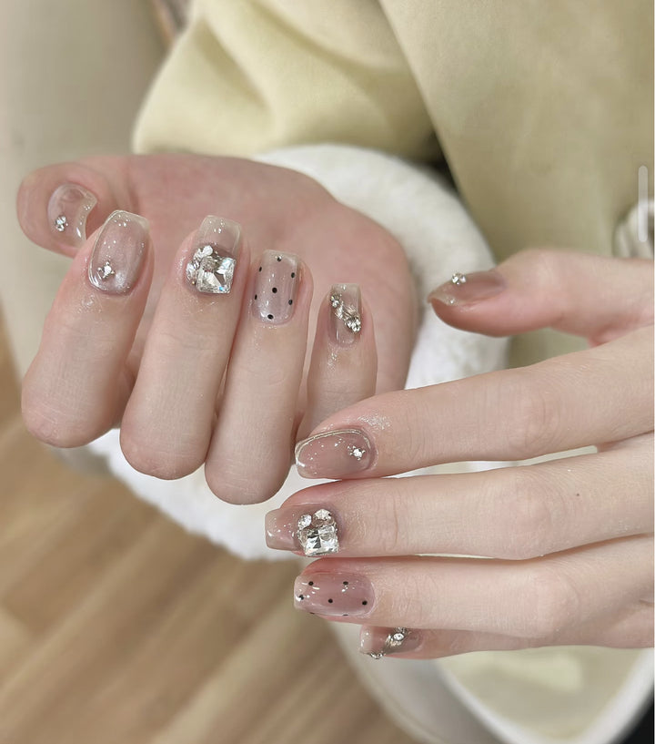 Cute Bear-Themed Press-On Nail Set Kalsten