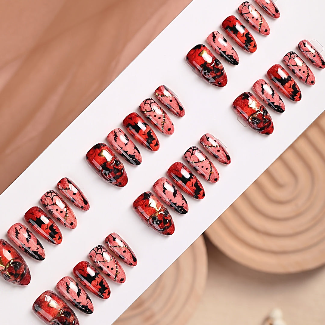 Creative nail art set with spooky Halloween motifs Kalsten