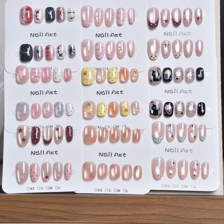 Artistic Star-Embellished Press-On Nail Set Kalsten