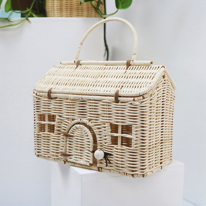 Handcrafted storage basket in the house design Kalsten