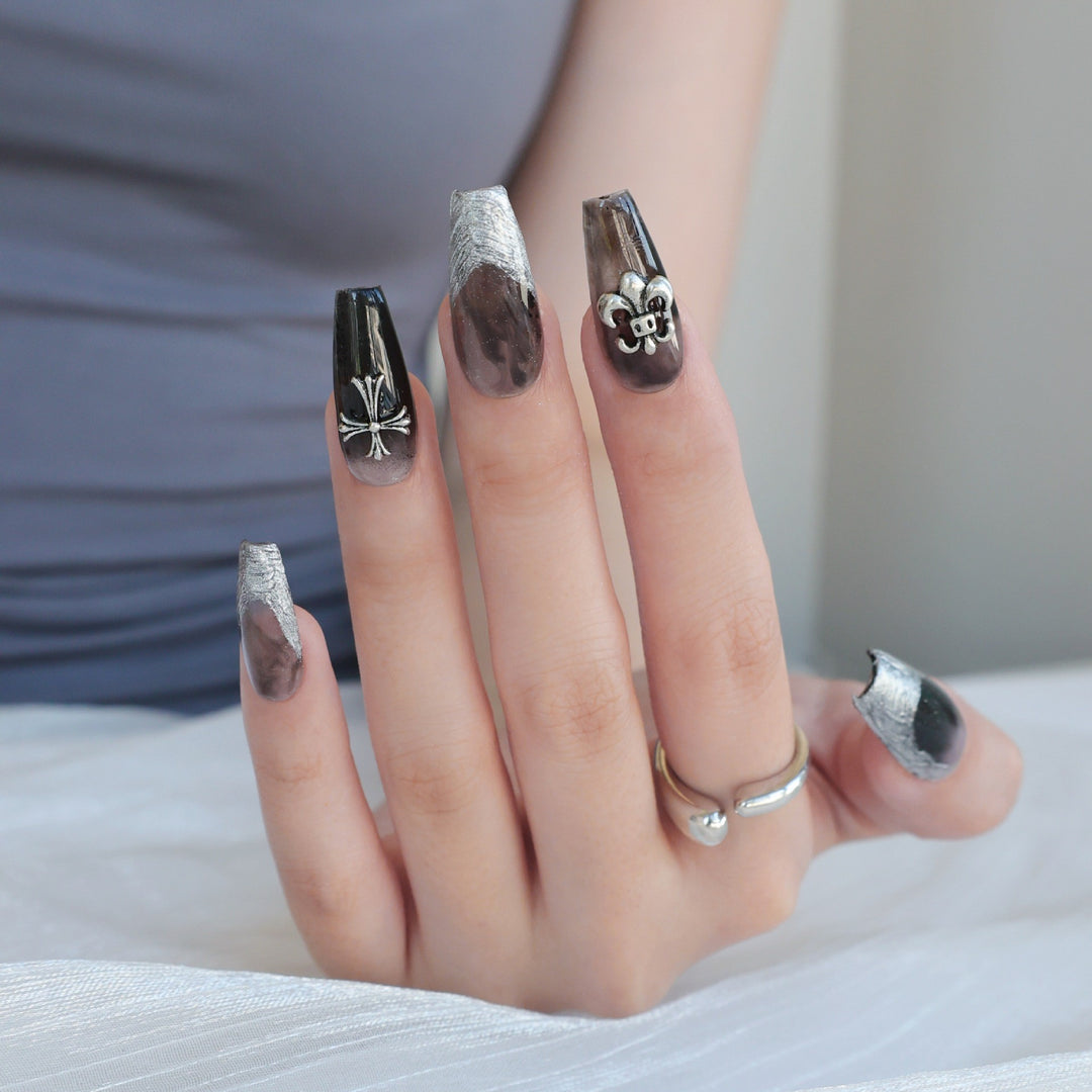Artistic 3D Floral and Metallic Press-On Nail Set