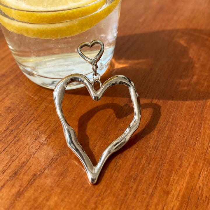 Heart-Shaped Keychain Holder Kalsten