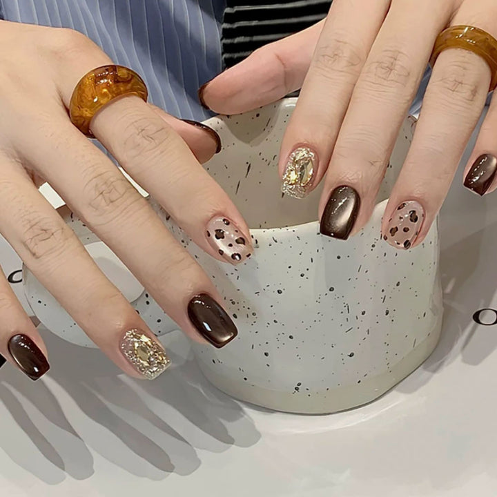 Decorative Nail Art with Leopard Print and Glitter