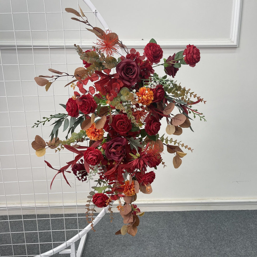 Autumn-Themed Decorative Floral Garland