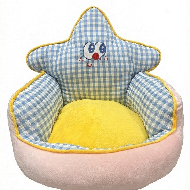 Cozy children's armchair with star back and padded seat