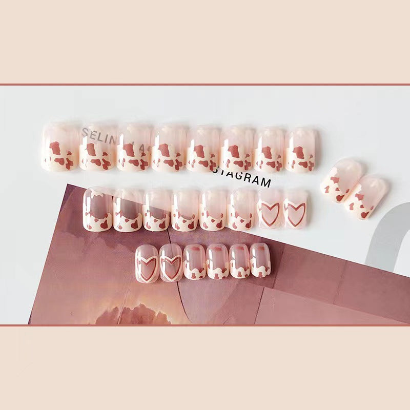 Artistic nail art with heart design Kalsten