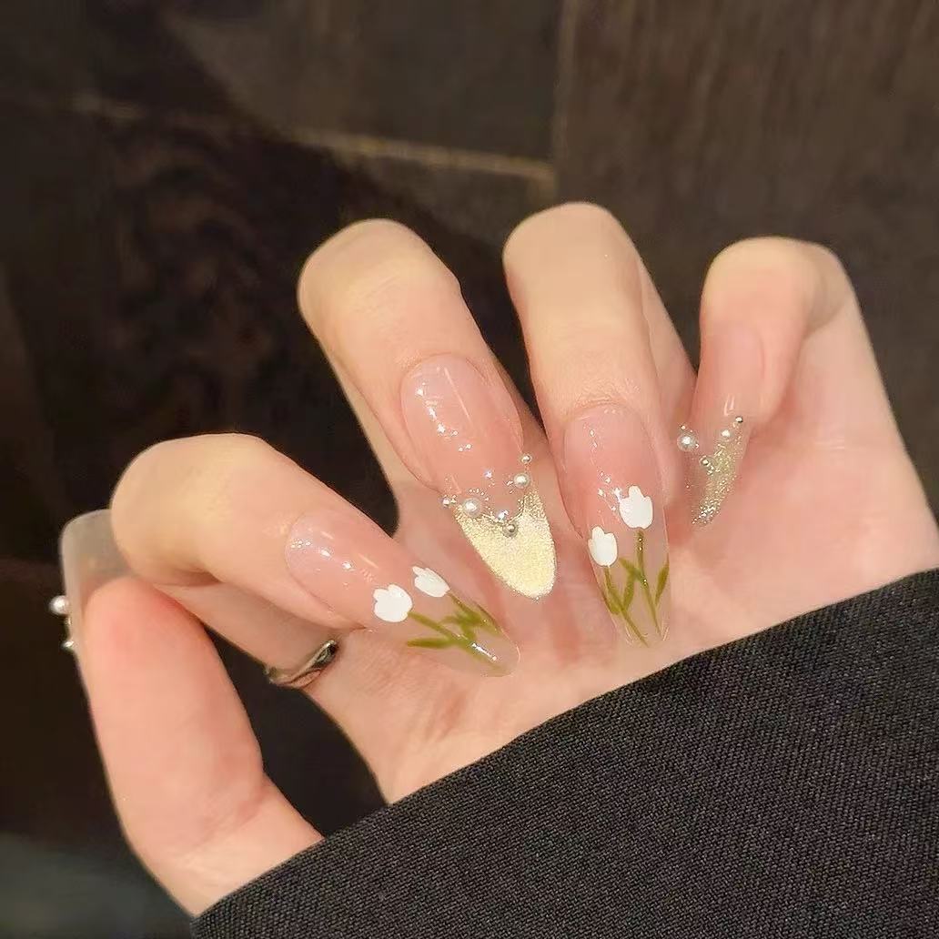 Floral Nail Art