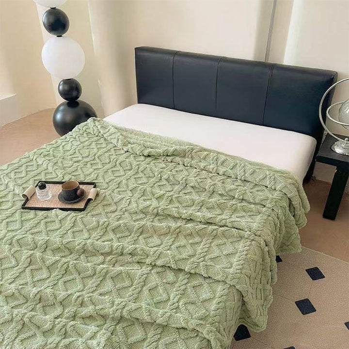 Women Plush Bedspread with Textured Design Kalsten