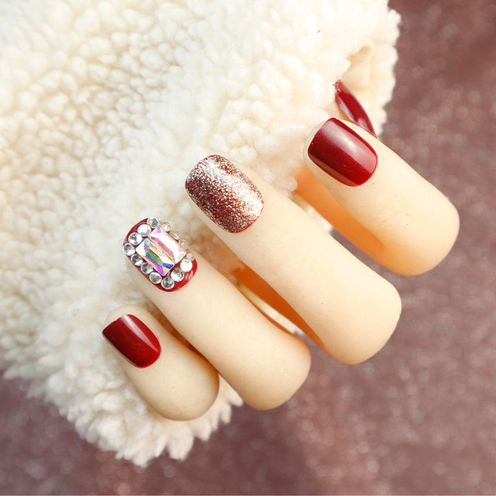 Glamorous Press-On Nail Set with Glitter and Rhinestone Accents Kalsten