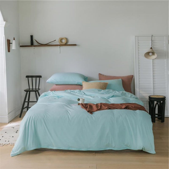 Bedding set made of breathable cotton percale with temperature-regulating processing
