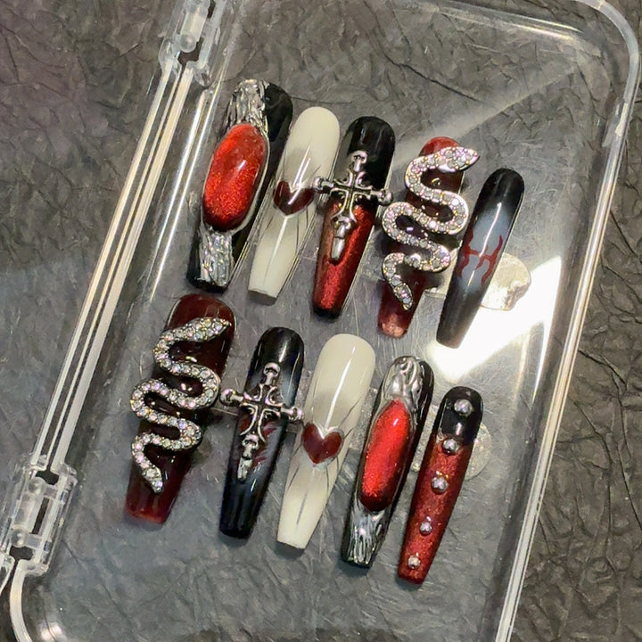 Decorative Gothic Art Press-On Nail Set